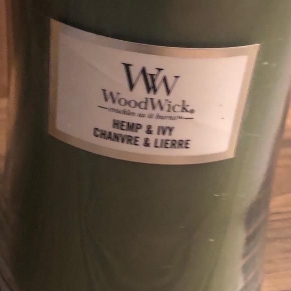 ❤️🔥 WOODWICK NEW HEMP & IVY HOURGLASS CANDLE! - Picture 2 of 7